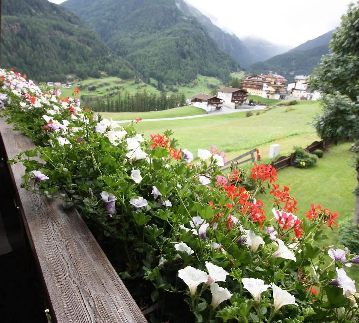 Haus Sonnenhang Sölden 2*,